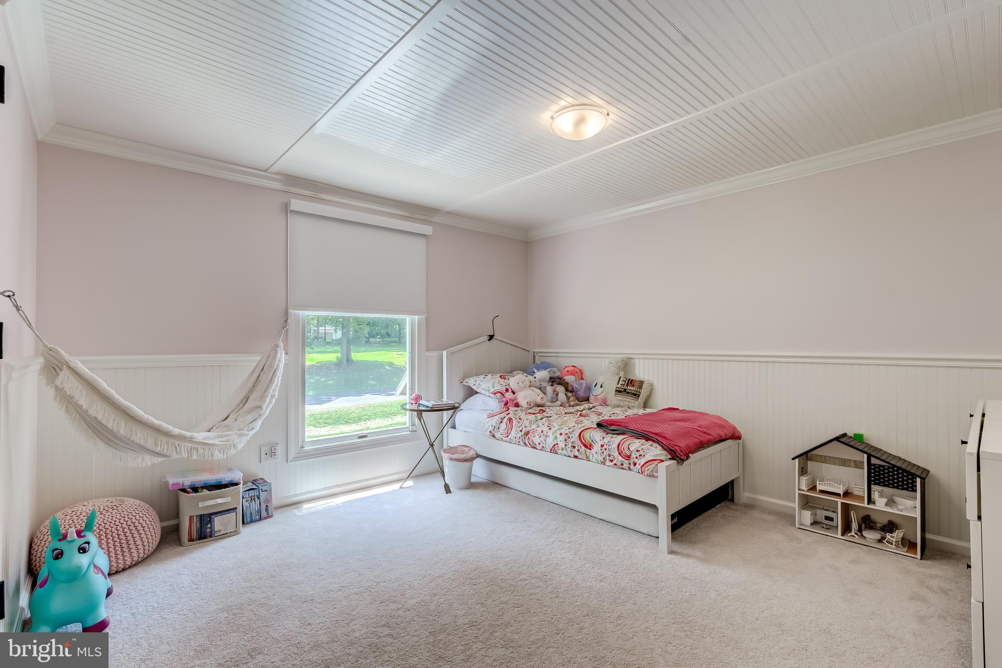 11926 Appling Valley Road Fairfax, VA 22030 - Photo 9 of 60 a bedroom with a bed and a window