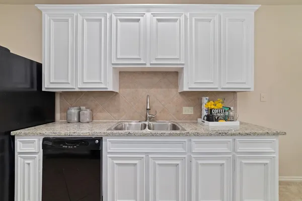 $2,200 | 14923 Tuttle Point Drive, Houston, TX 77082