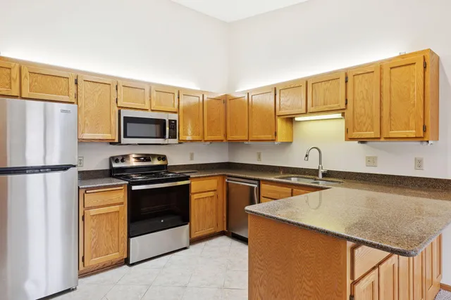 $274,000 | 12775 82nd Place North, Maple Grove, MN 55369