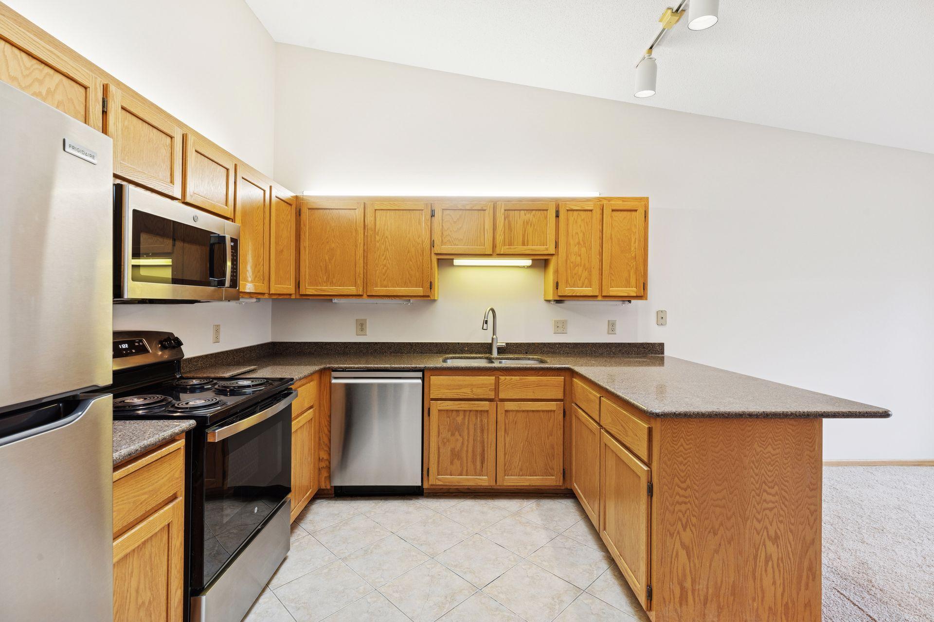 12775 82nd Place North Maple Grove, MN 55369 - Photo 14 of 36