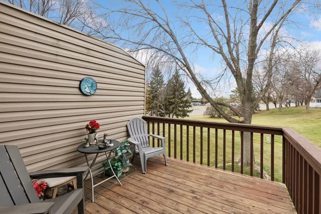 $274,000 | 12775 82nd Place North, Maple Grove, MN 55369