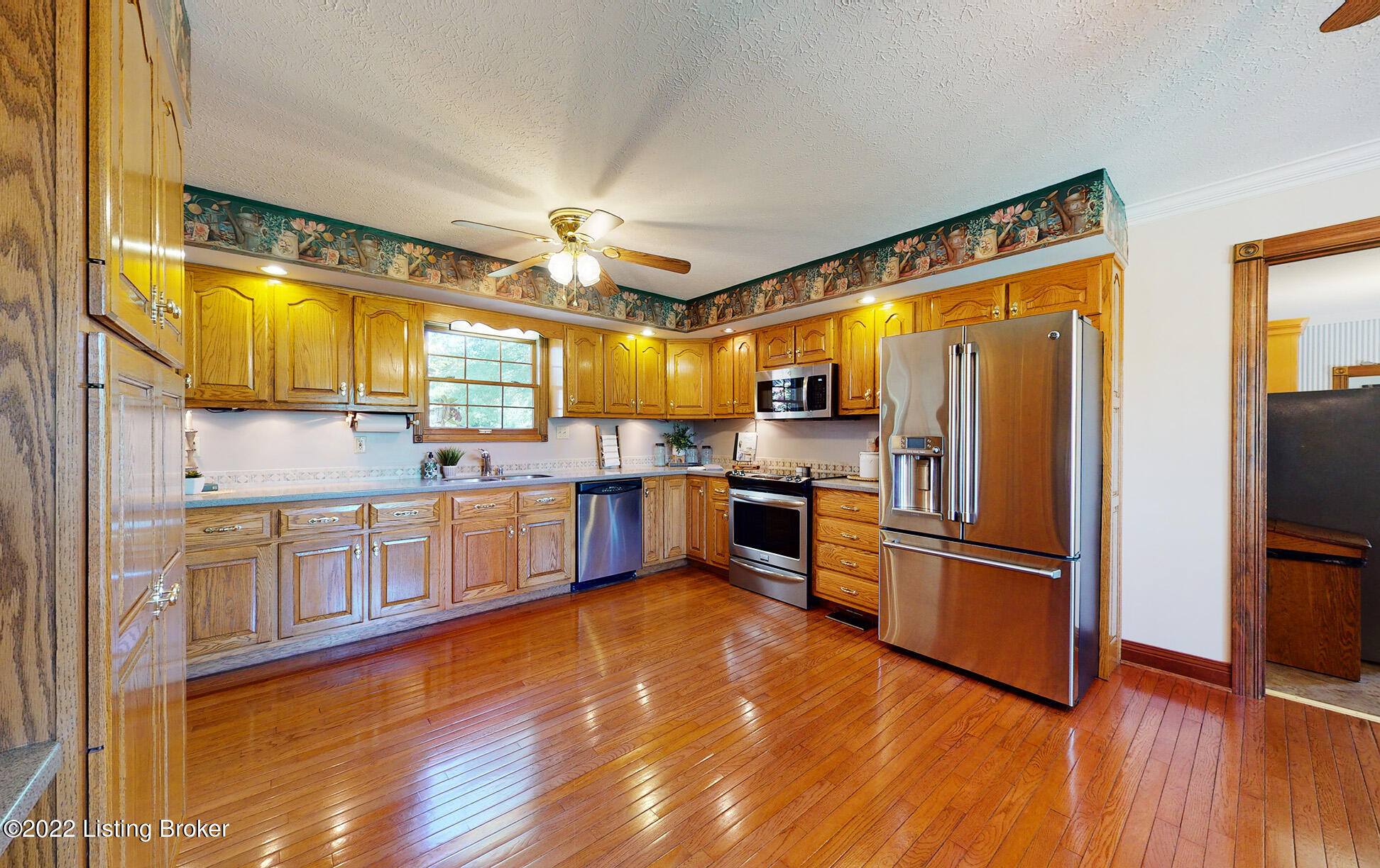 9216 Fairmount Road Louisville, KY 40291 - Photo 23 of 121 9216-Fairmount-Rd_025