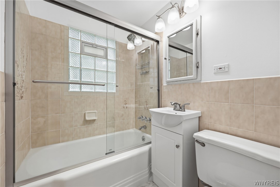 39 East Home Road Lancaster, NY 14026 - Photo 29 of 50 Lower full bath