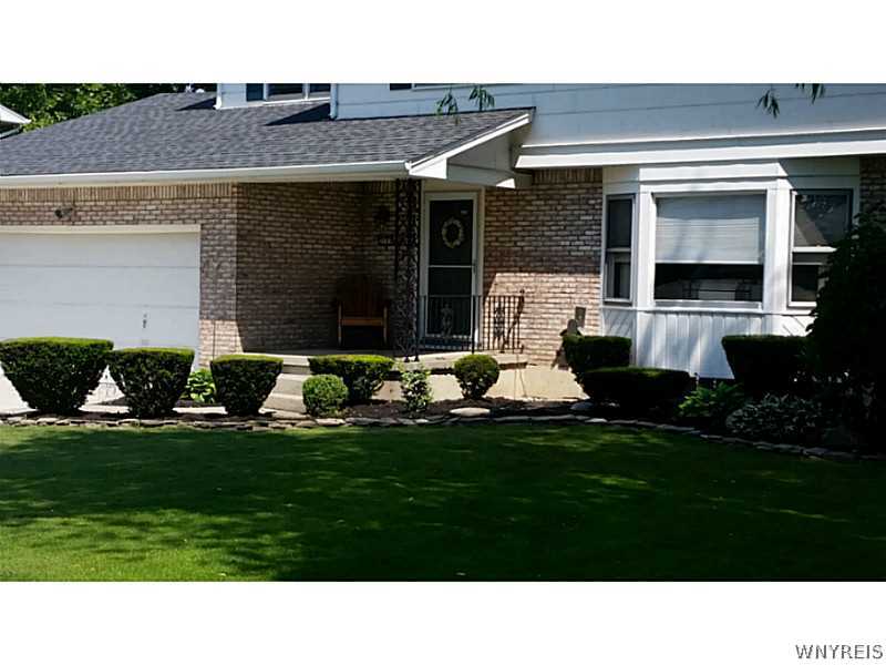 2127 Fix Road Grand Island, NY 14072 - Photo 1 of 1 Exterior Front.