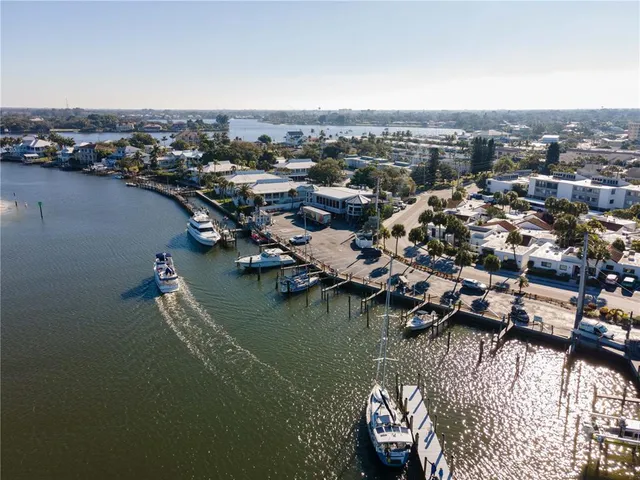 $595,000 | 118 Bella Vista Terrace, Unit 7C, North Venice, FL 34275