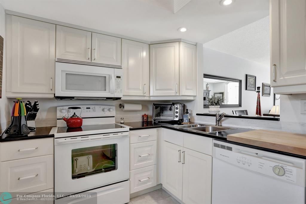 1700 Northwest 80th Ave Unit 202