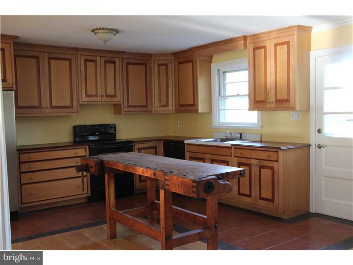 138 Heyburn Road Chadds Ford, PA 19317 - Photo 6 of 24 Kitchen