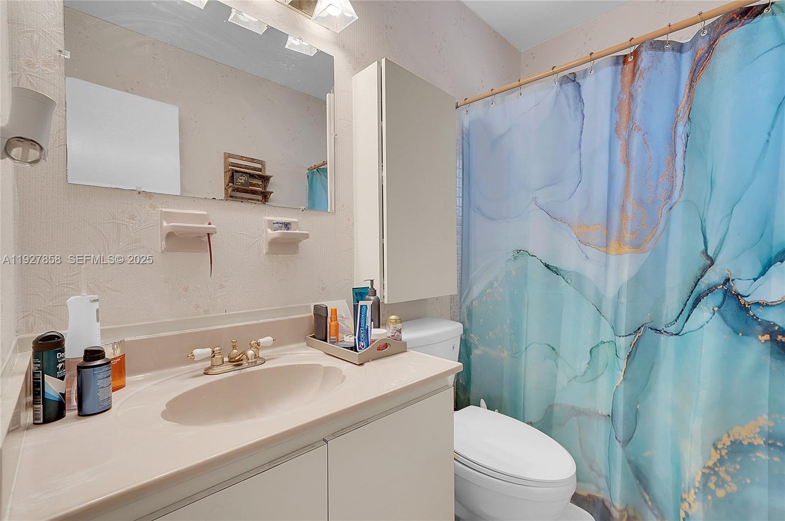 10340 Southwest 157th Street Miami, FL 33157 - Photo 13 of 44