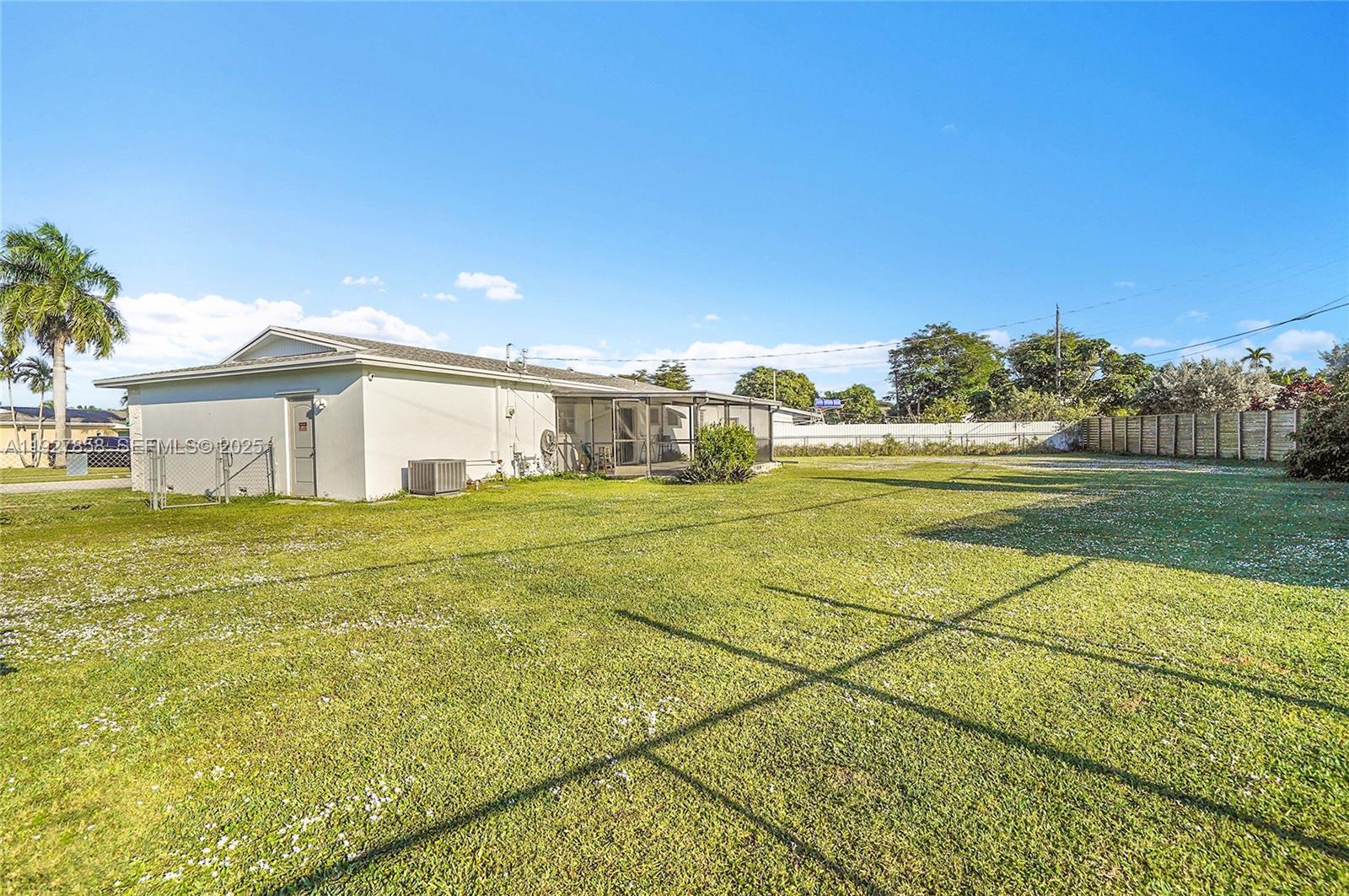 10340 Southwest 157th Street Miami, FL 33157 - Photo 24 of 44