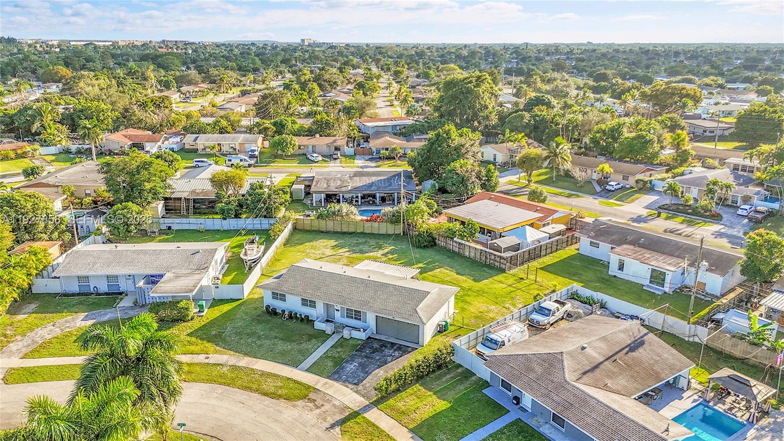 10340 Southwest 157th Street Miami, FL 33157 - Photo 32 of 44