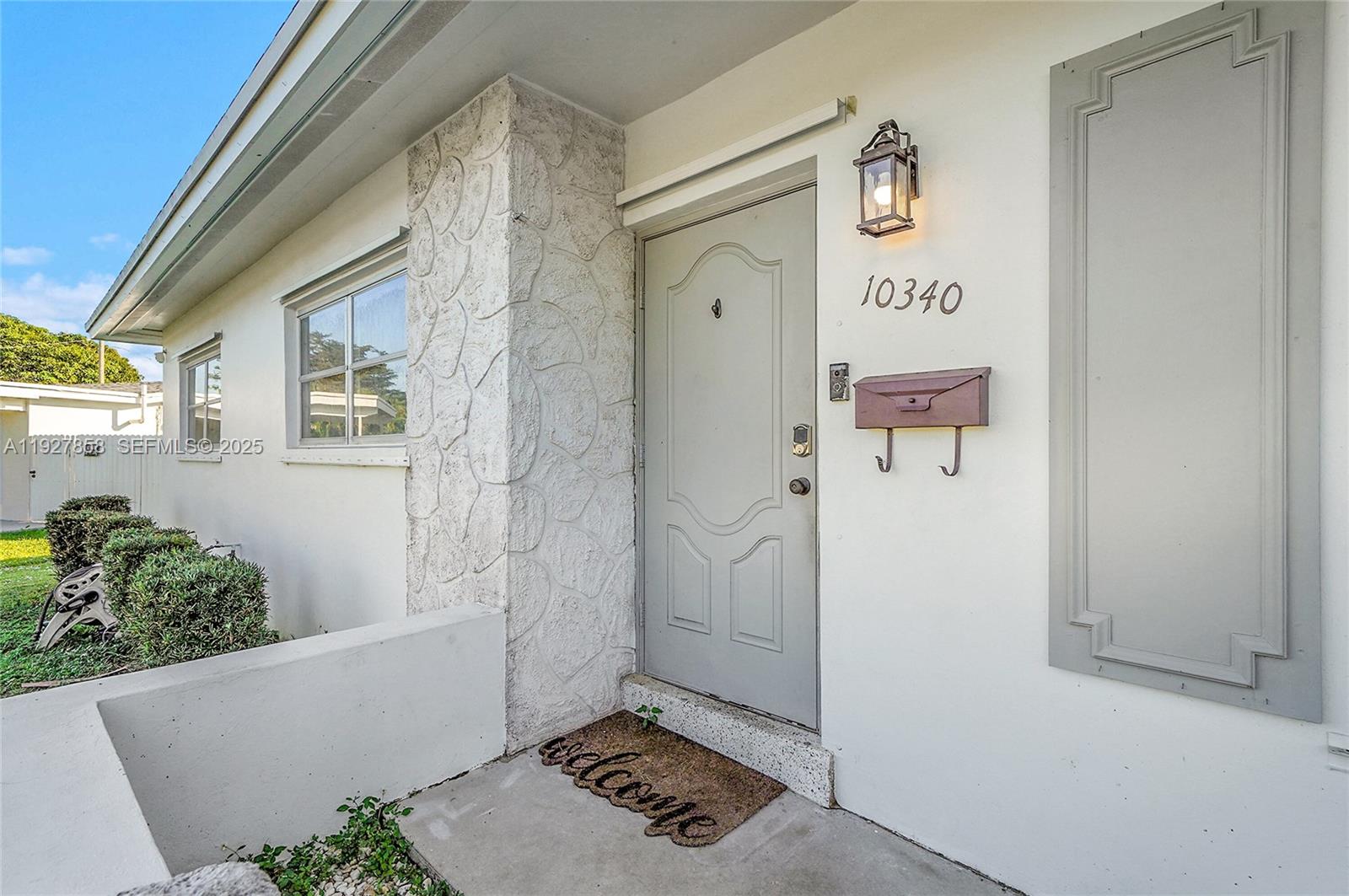 10340 Southwest 157th Street Miami, FL 33157 - Photo 4 of 44