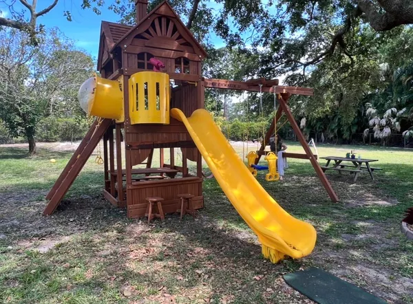 $4,000 | 10908 Southeast Hobart Street, Jupiter, FL 33469