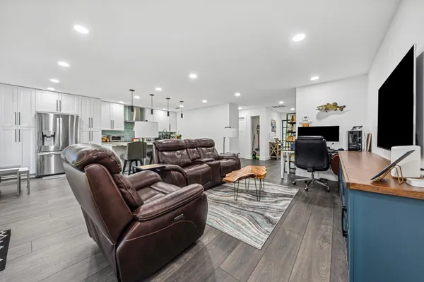 $4,000 | 10908 Southeast Hobart Street, Jupiter, FL 33469