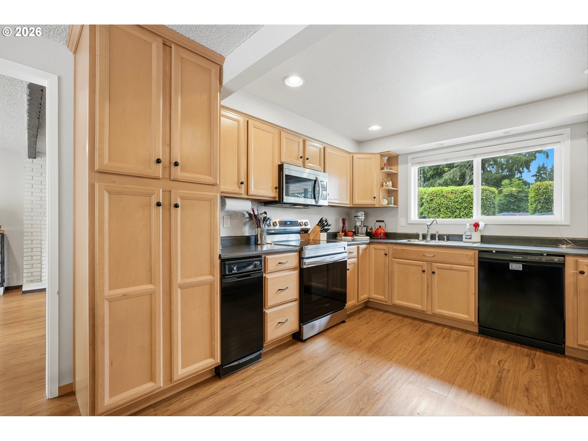 20340 South Beavercreek Road Oregon City, OR 97045 - Photo 19 of 40