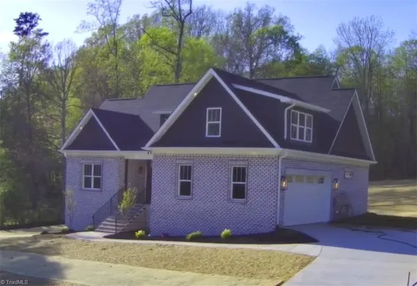 $529,000 | 9461 White Tail Trail, Kernersville, NC 27284