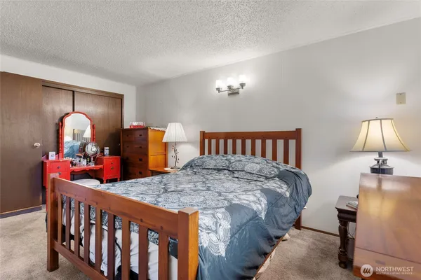 $330,000 | 3300 Carpenter Road Southeast, Unit 18, Lacey, WA 98503