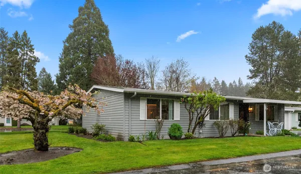 $330,000 | 3300 Carpenter Road Southeast, Unit 18, Lacey, WA 98503
