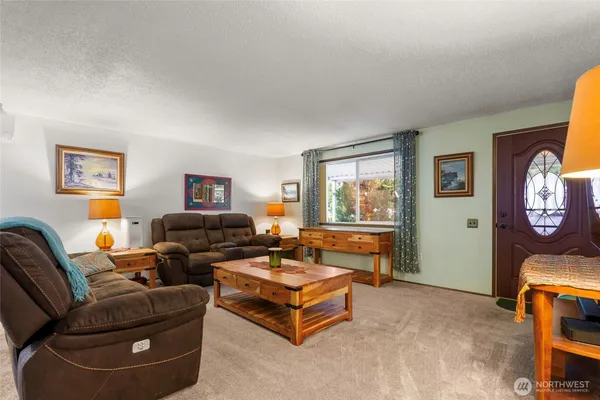 $330,000 | 3300 Carpenter Road Southeast, Unit 18, Lacey, WA 98503