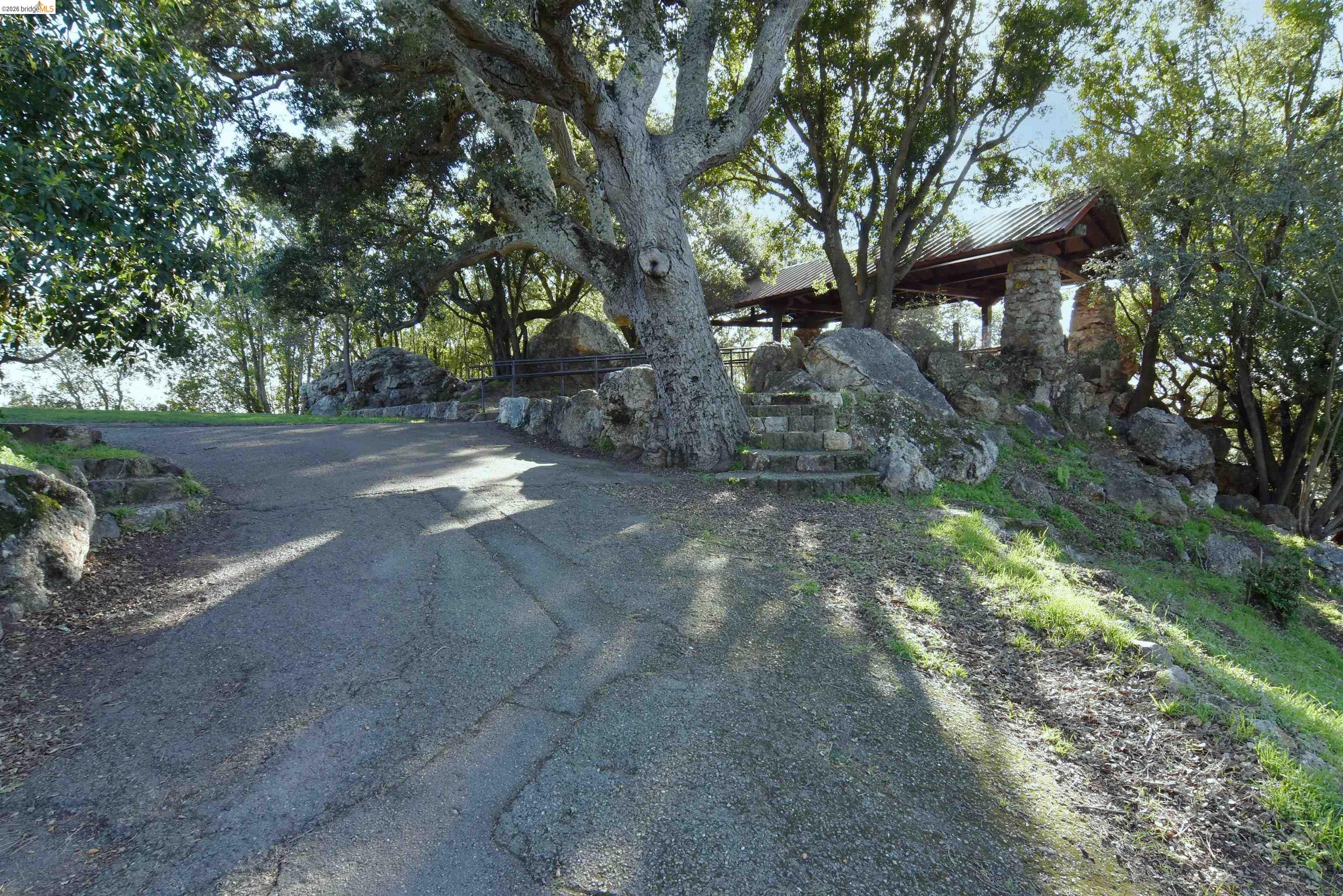 962 Regal Road Berkeley, CA 94708 - Photo 8 of 17