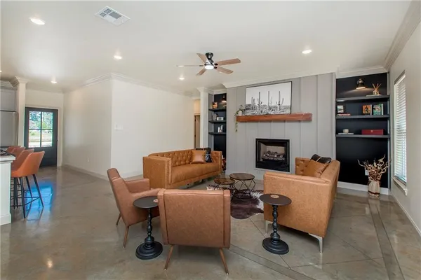 $325,000 | 21278 Weinberger Road, Ponchatoula, LA 70454