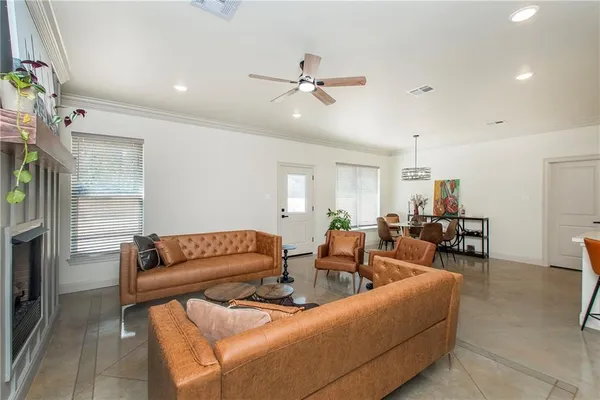 $325,000 | 21278 Weinberger Road, Ponchatoula, LA 70454