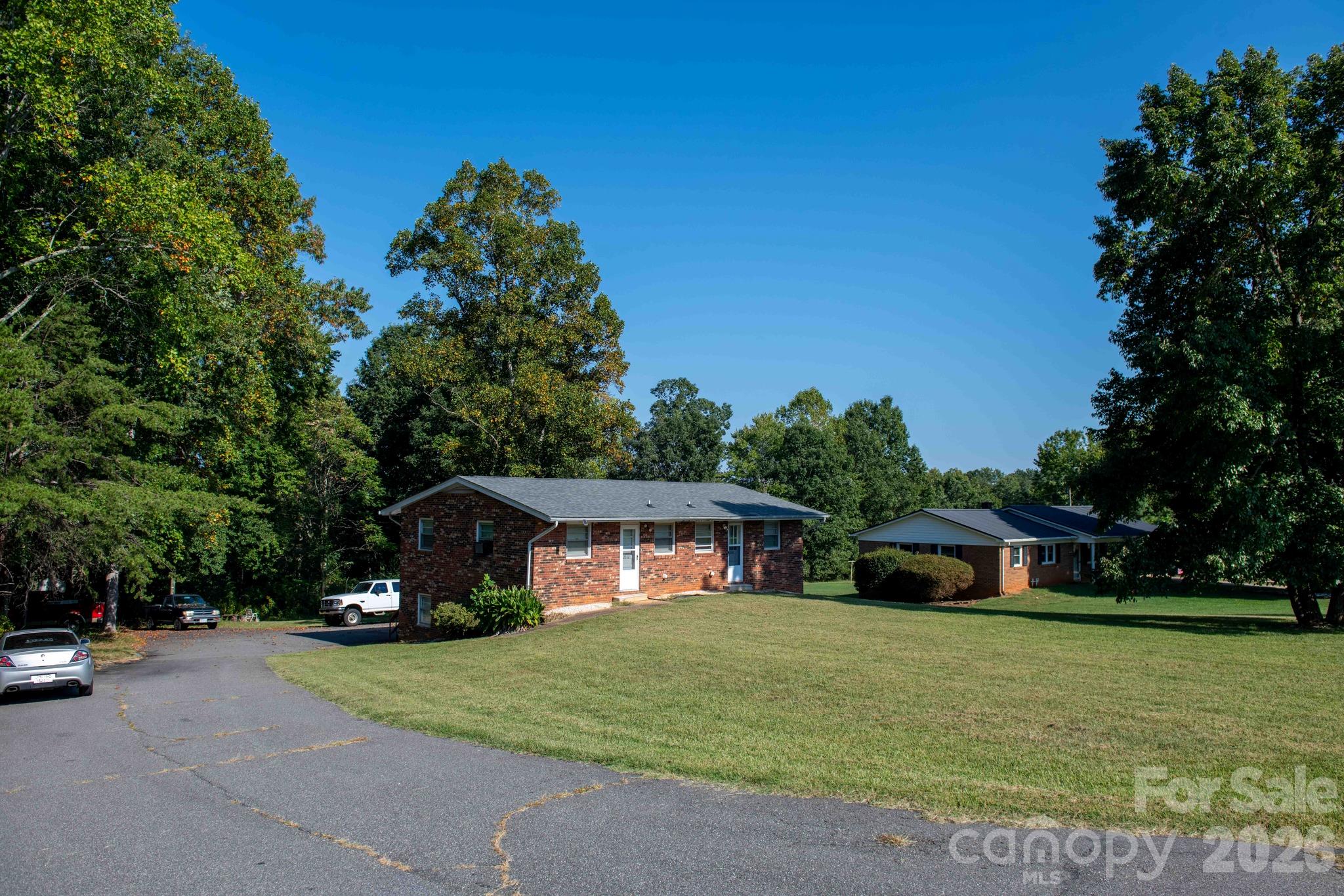 2646 Campground Road Granite Falls, NC 28630 - Photo 6 of 32 Gallery Image 6