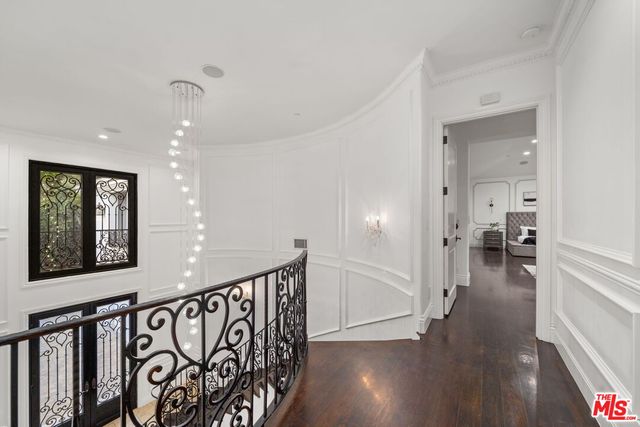 $4,800,000 | 4923 Amigo Avenue, Tarzana, CA 91356