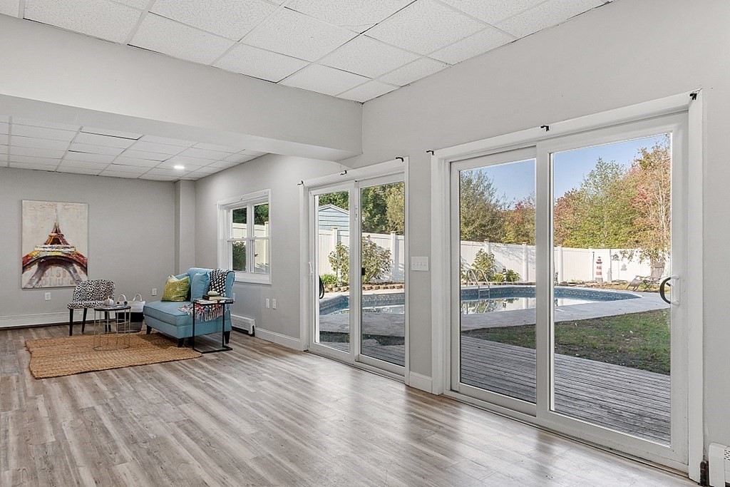 107 Edgemere Road Lynn, MA 01904 - Photo 12 of 42 Gallery Image 12
