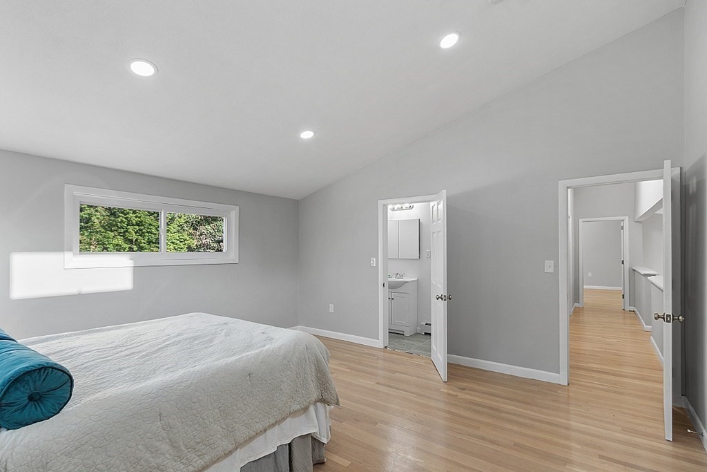 107 Edgemere Road Lynn, MA 01904 - Photo 30 of 42 Gallery Image 30