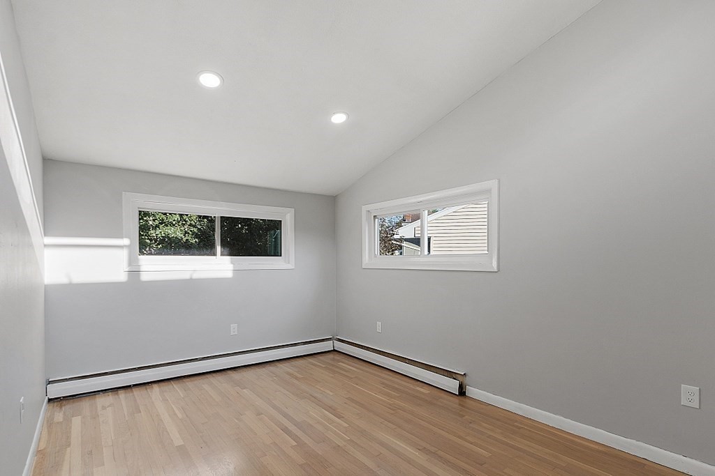 107 Edgemere Road Lynn, MA 01904 - Photo 35 of 42 Gallery Image 35