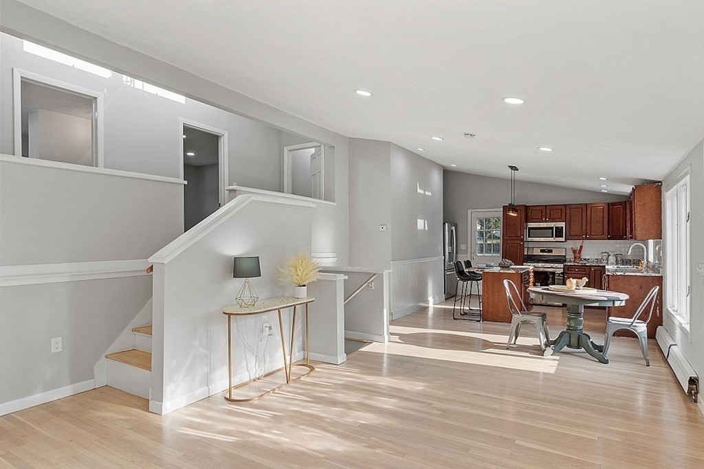 107 Edgemere Road Lynn, MA 01904 - Photo 6 of 42 Gallery Image 6
