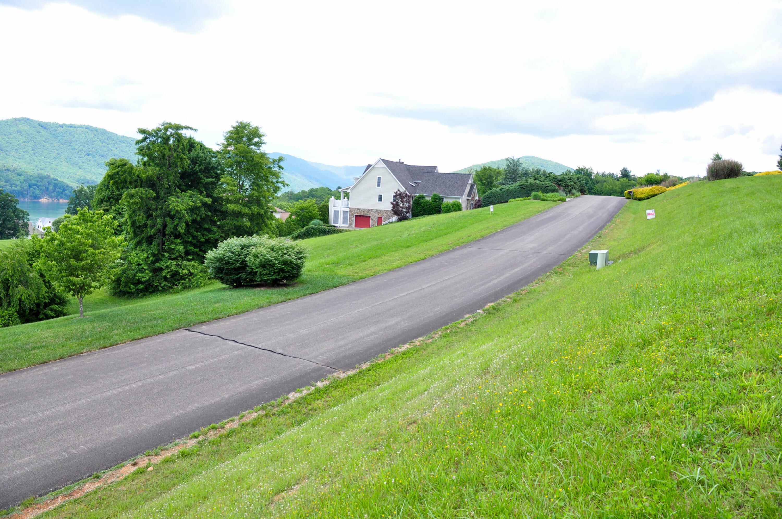 Lot 29 Harbour View Road, Unit 29 Butler, TN 37640 - Photo 11 of 21 DSC_5499