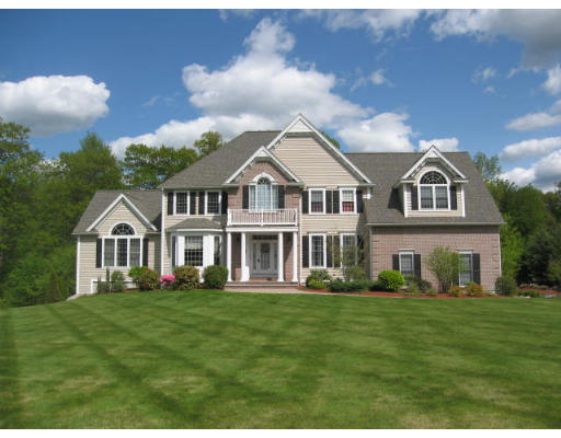 25 Smith Road Hopkinton, MA 01748 - Photo 1 of 30 Gallery Image 1