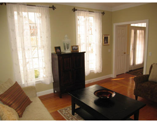 25 Smith Road Hopkinton, MA 01748 - Photo 5 of 30 Gallery Image 5