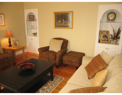 25 Smith Road Hopkinton, MA 01748 - Photo 6 of 30 Gallery Image 6