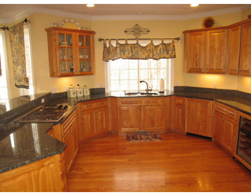 25 Smith Road Hopkinton, MA 01748 - Photo 10 of 30 Gallery Image 10