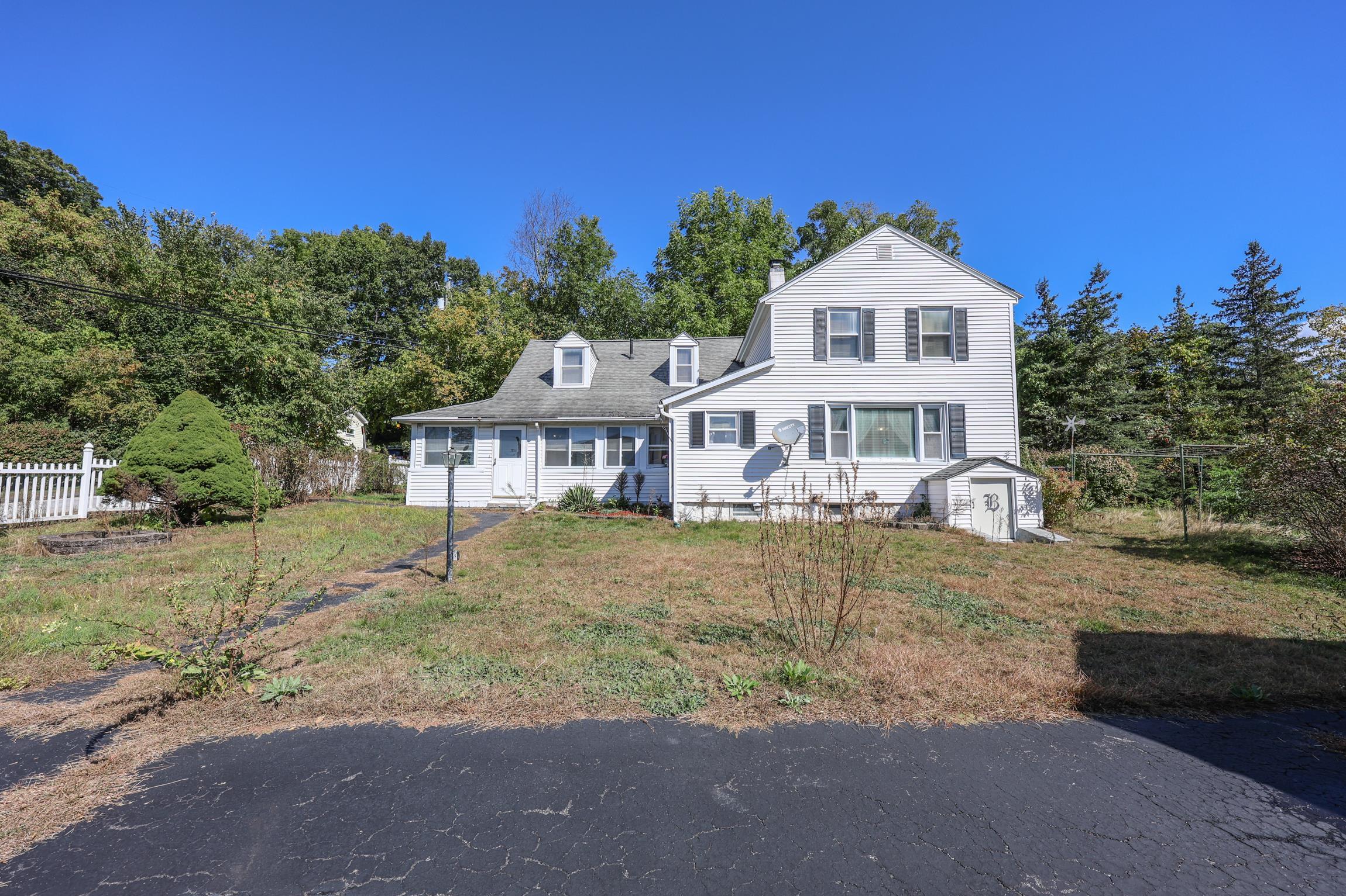 169 Bow Street Manchester, NH 03103 - Photo 1 of 44