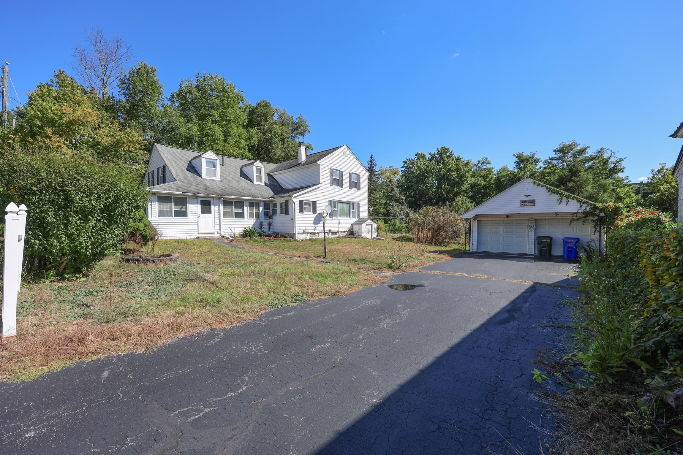 169 Bow Street Manchester, NH 03103 - Photo 2 of 44