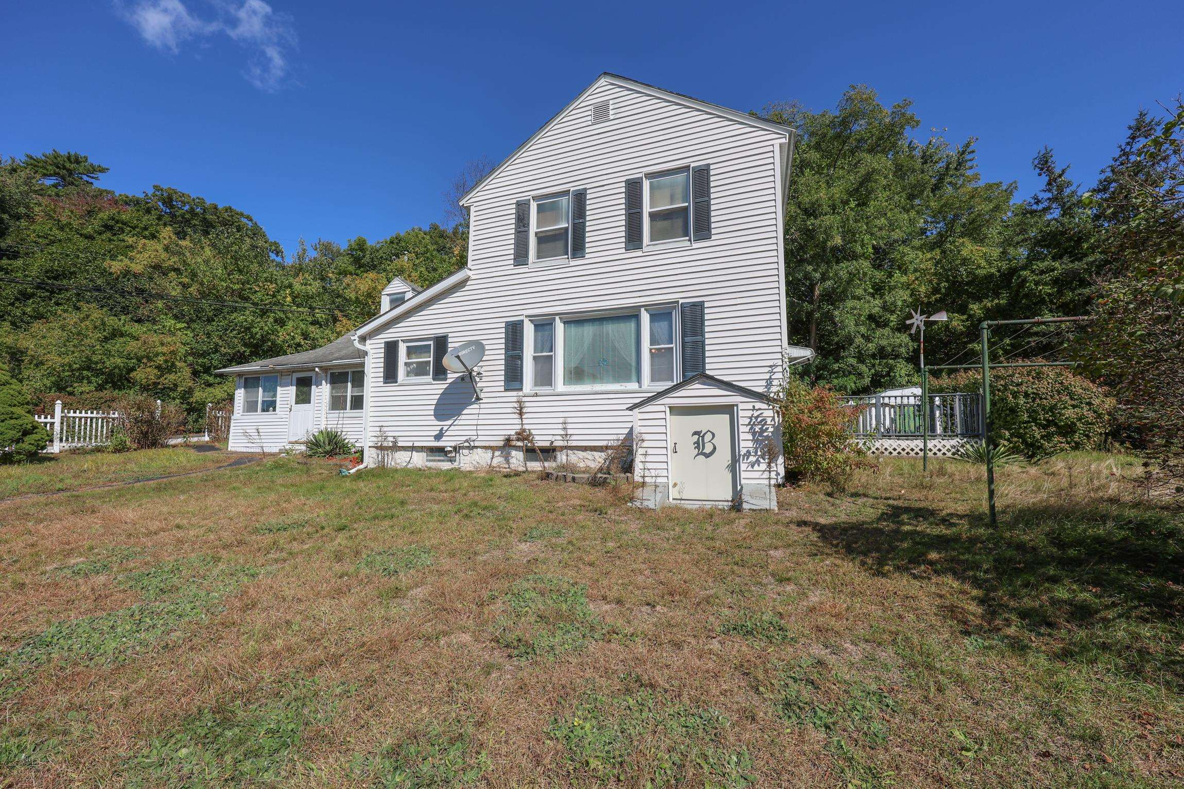 169 Bow Street Manchester, NH 03103 - Photo 31 of 44