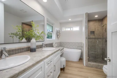 $2,250,000 | 1027 Knowles Avenue, Carlsbad, CA 92008
