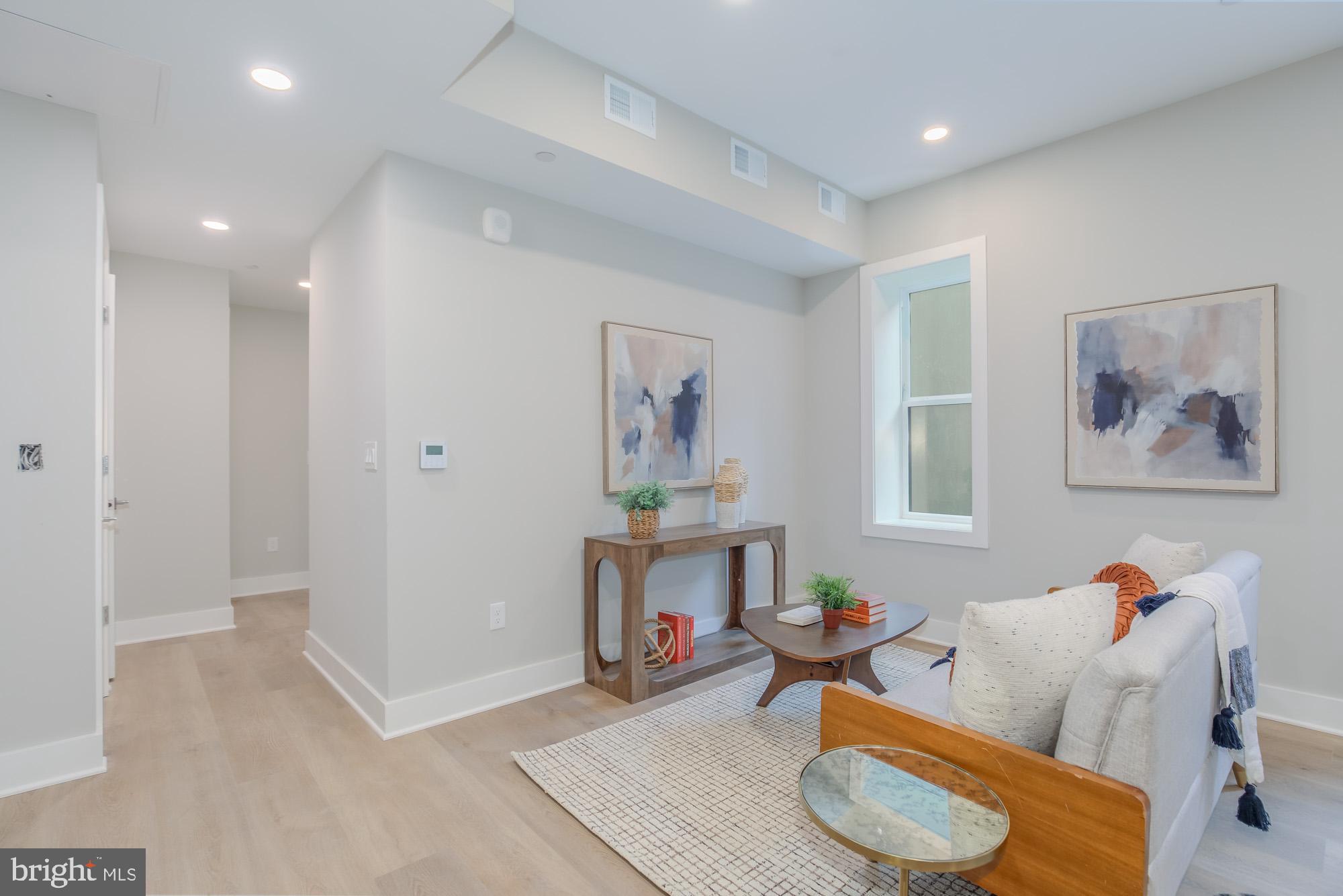 933 N Street Northwest, Unit 207 Washington, DC 20001 - Photo 4 of 19