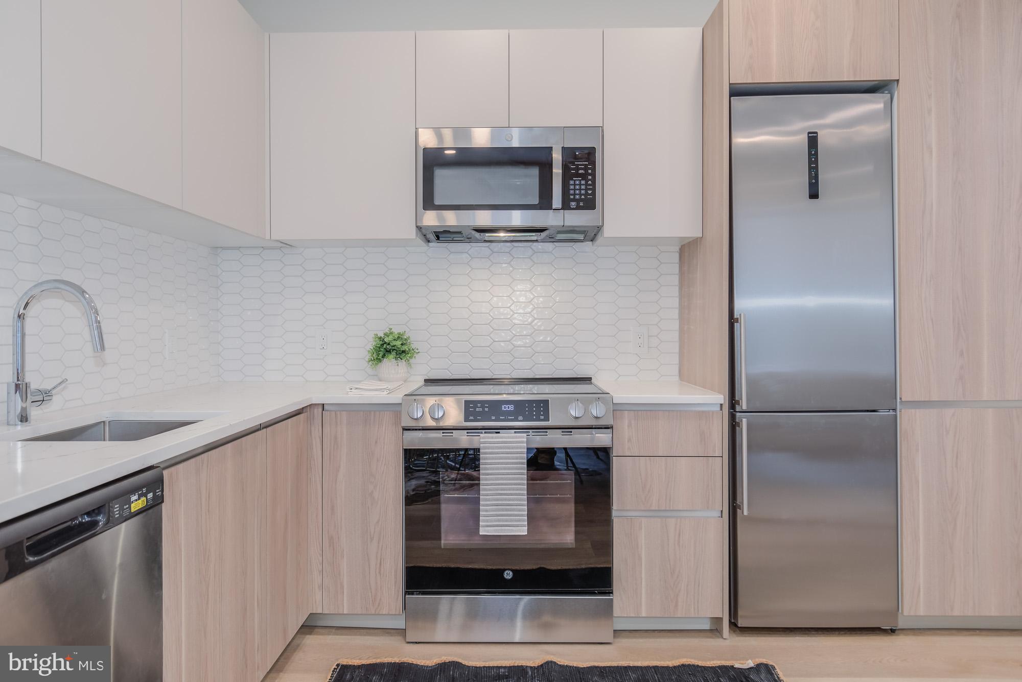 933 N Street Northwest, Unit 207 Washington, DC 20001 - Photo 10 of 19