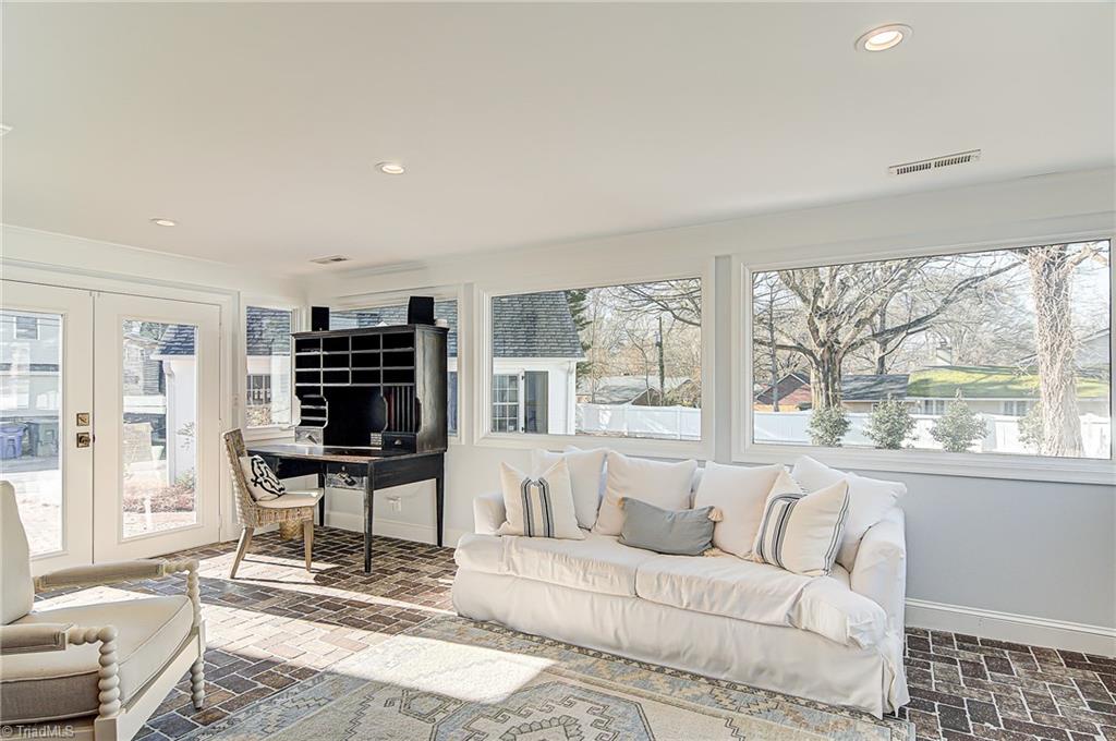 1656 Reynolda Road Winston-Salem, NC 27104 - Photo 18 of 30 Gallery Image 18