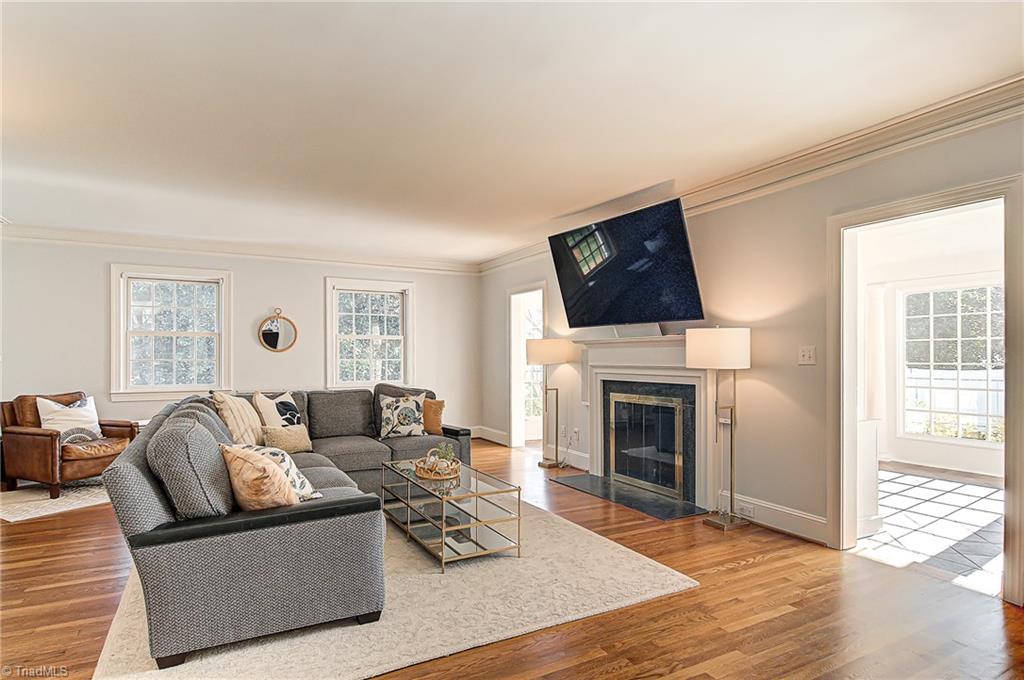 1656 Reynolda Road Winston-Salem, NC 27104 - Photo 6 of 30 Gallery Image 6