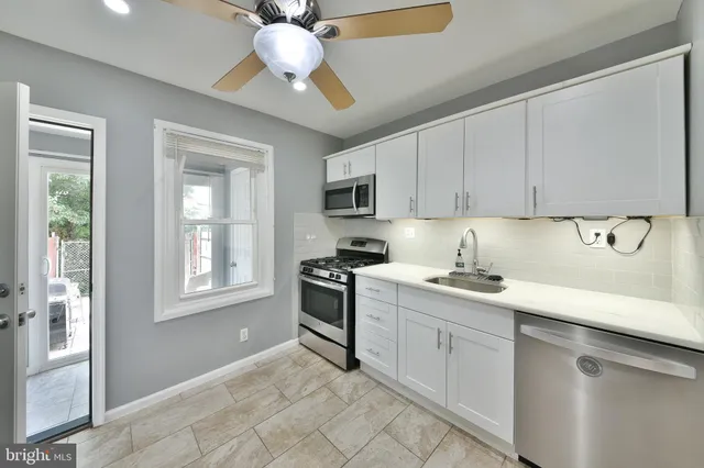 $1,700 | 3120 Almond Street, Philadelphia, PA 19134