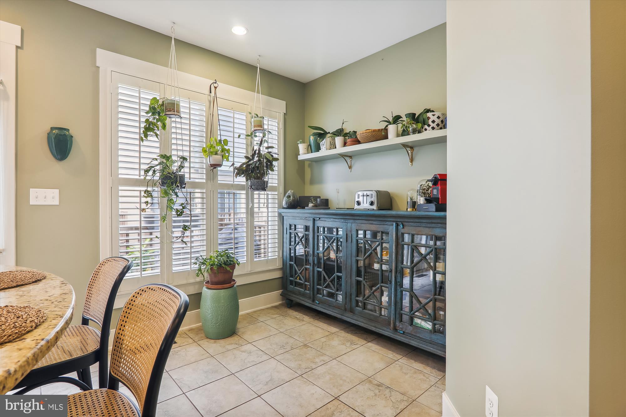 2735 Linden Lane Silver Spring, MD 20910 - Photo 17 of 92 Breakfast Area