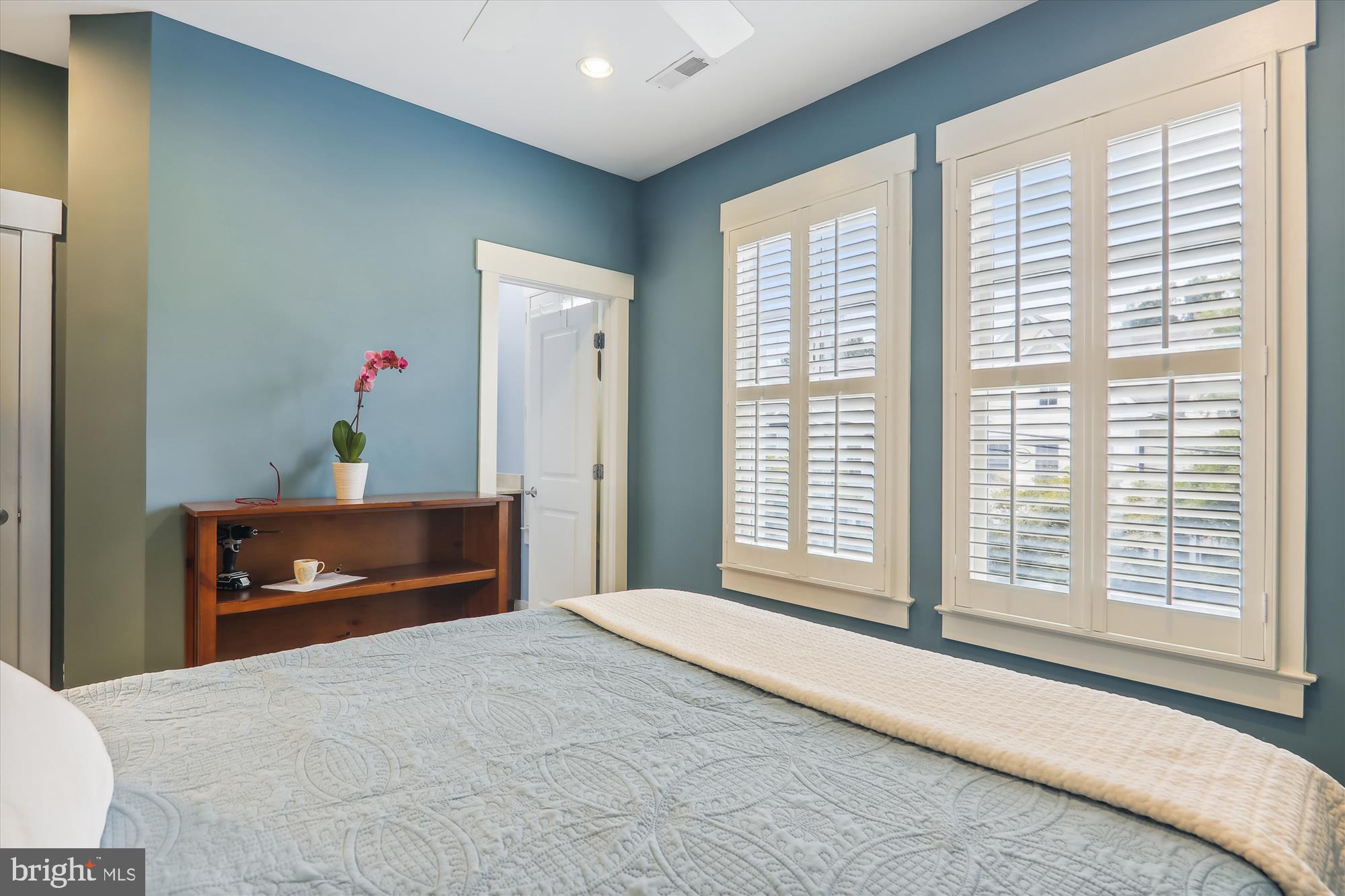 2735 Linden Lane Silver Spring, MD 20910 - Photo 37 of 92 Bedroom