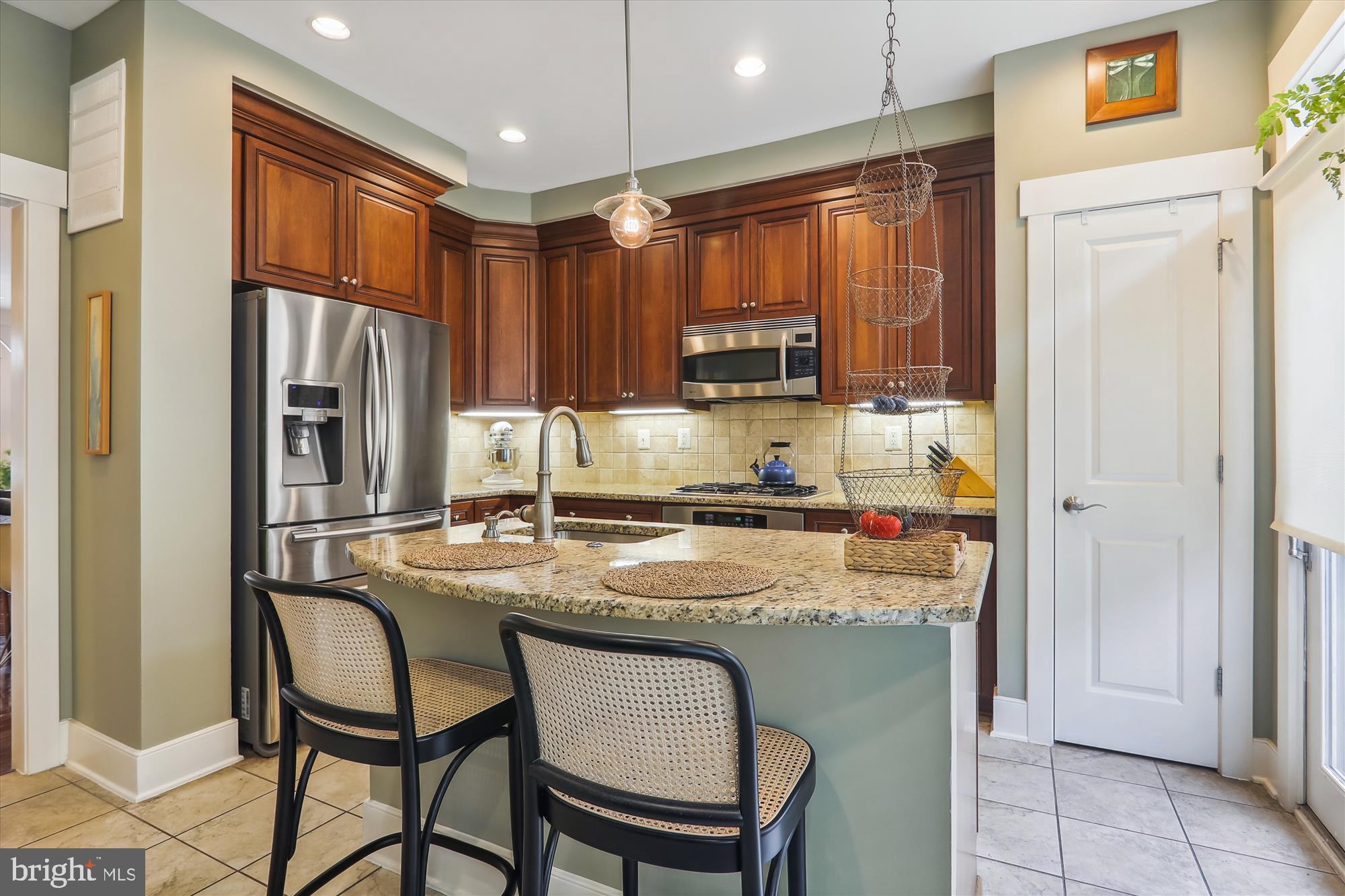 2735 Linden Lane Silver Spring, MD 20910 - Photo 7 of 92 Kitchen