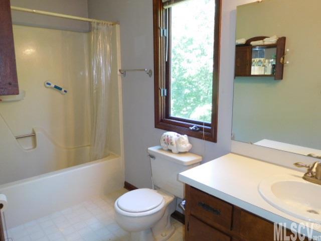 3723 Methodist Park Road Valdese, NC 28690 - Photo 5 of 25