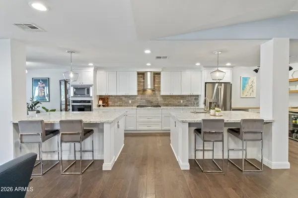 $1,749,500 | 2945 North 47th Place, Phoenix, AZ 85018